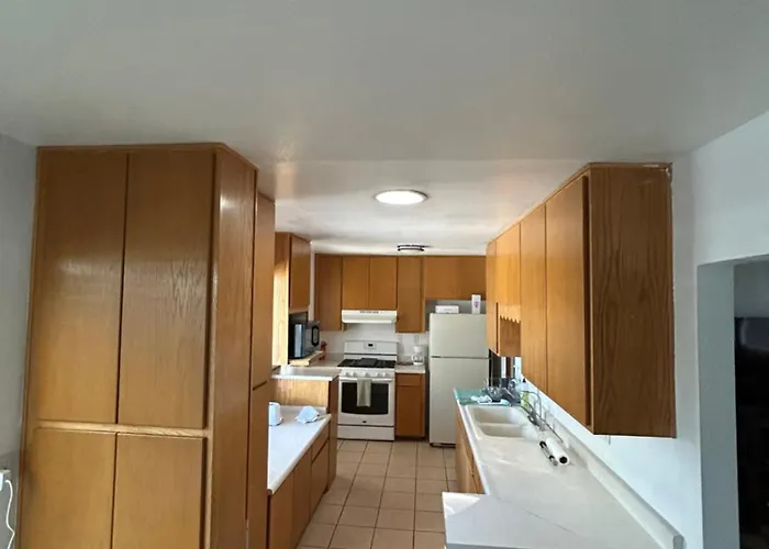 245 Head St Kwatera prywatna